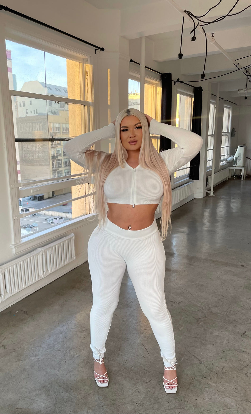 Wendy 2 Piece Set (White)