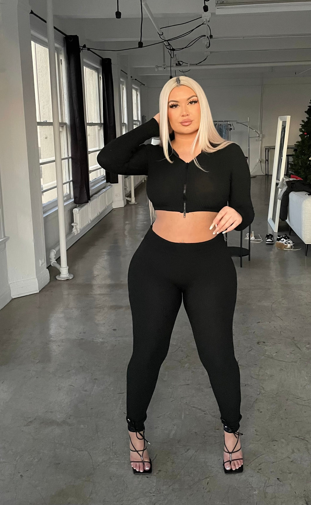 Wendy 2 Piece Set (Black)